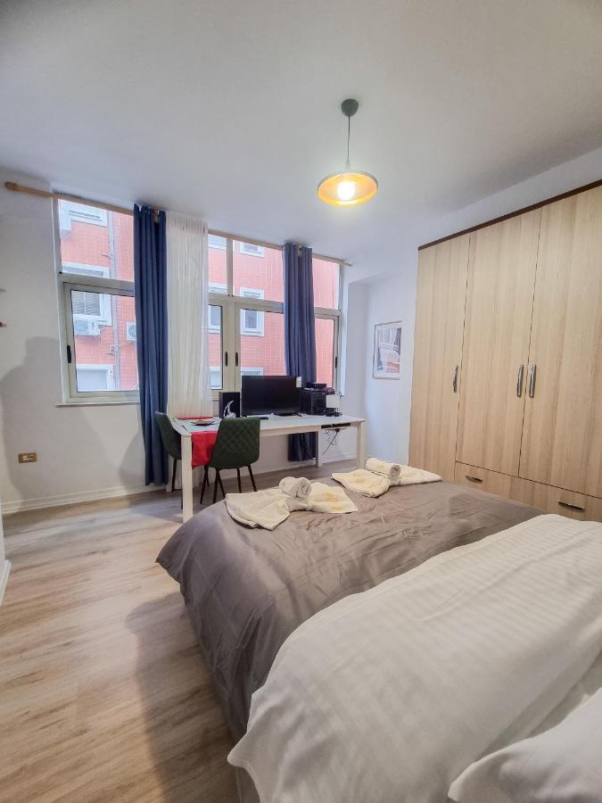 טיראנה Cozy Apartment In City Center מראה חיצוני תמונה